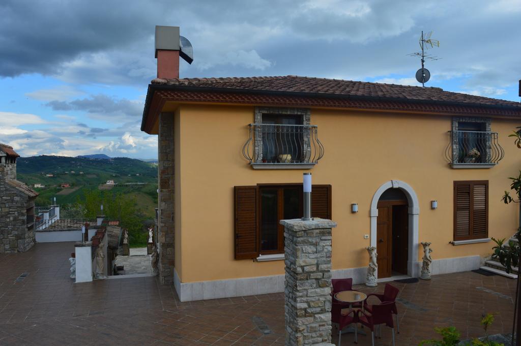 Villa Tre Colli Agri B&B Ariano Irpino Luaran gambar